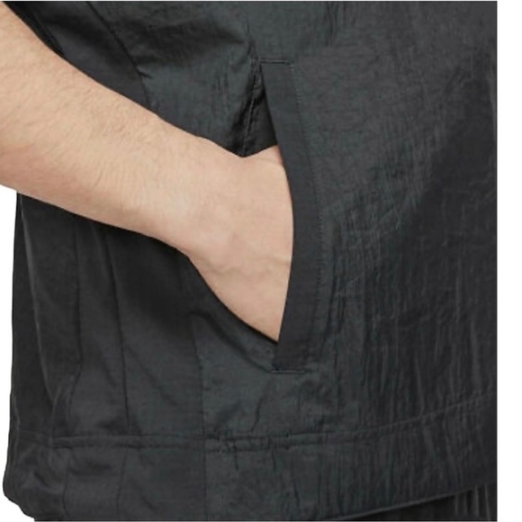 Nike Performance Lightweight 3/4 Zip Training Hooded Jacket - Picture 6 of 6